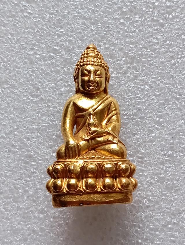 พระกรี่งเปาวเรศใต้ฐานมีจปรสภาพสวย