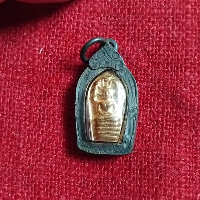 พระบ้านเก็บเก่า หลวงปู่โต๊ะเหลี่ยมเงินเก่า