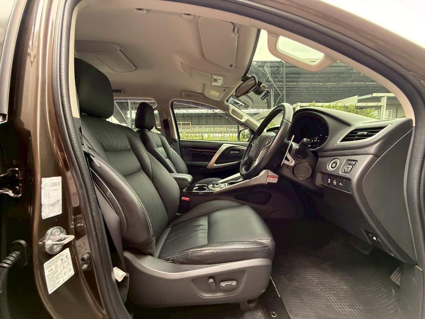 รหัสรถ AP9036 Pajero 2.4 GT Premium  NAVI 4WD ปี2017  9