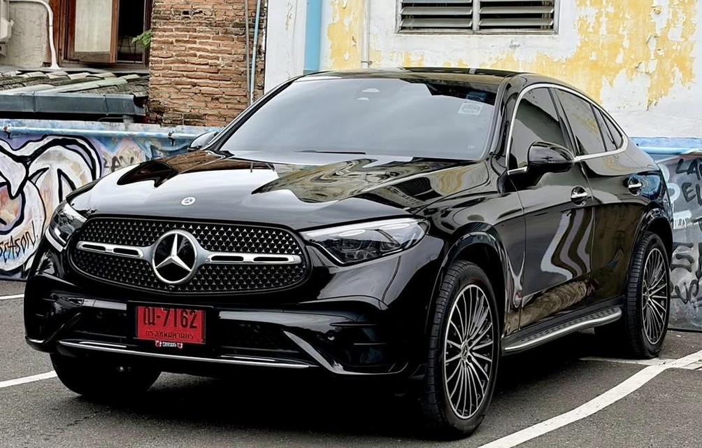 Mercedes-Benz GLC350e AMG Dynamic Coupe