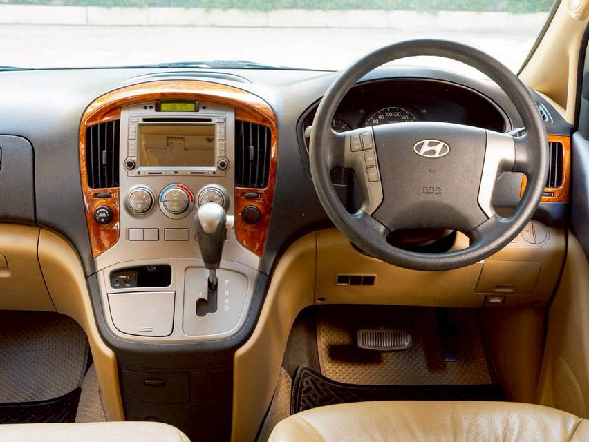 Hyundai H1 2.5Deluxe ปี16 14