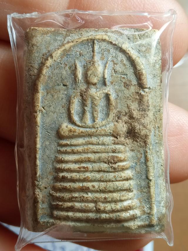 พระสมเด็จเกศไชโยเก่าๆ