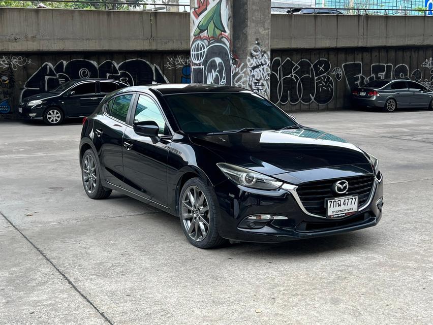 Mazda3 2.0 S AT 2018 เพียง 329,000 บาท 3