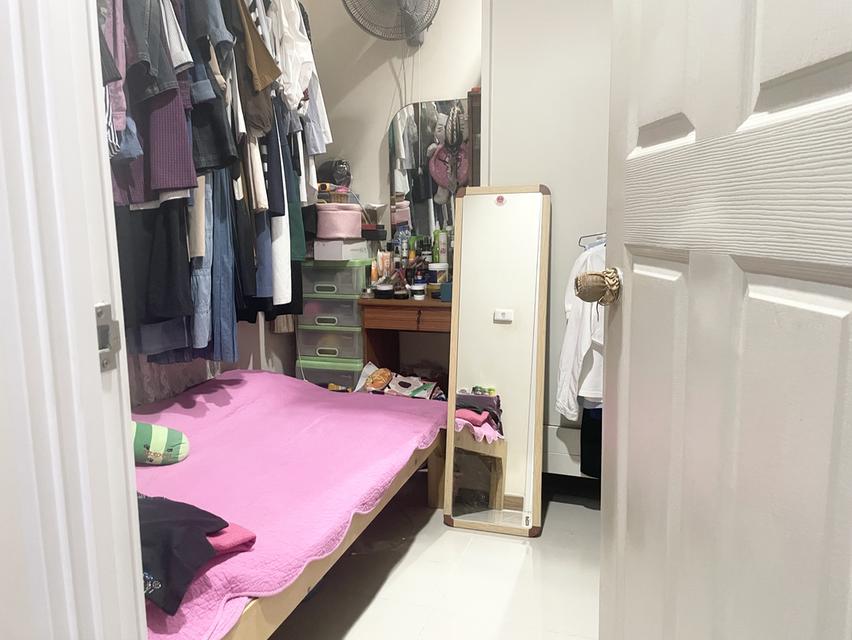 ขายทาวน์เฮ้าส์ : หมู่บ้านโกลเด้นทาวน์ 2 บางนา - สวนหลวง 13
