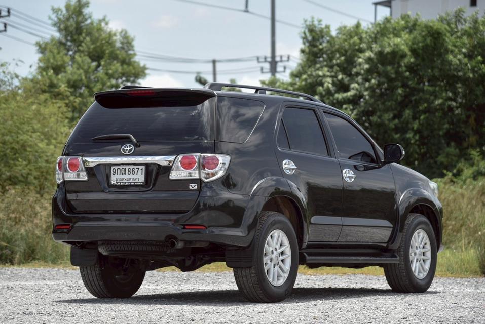 รหัสรถ CBLX8671 TOYOTA FORTUNER 2.5 V AT 2014