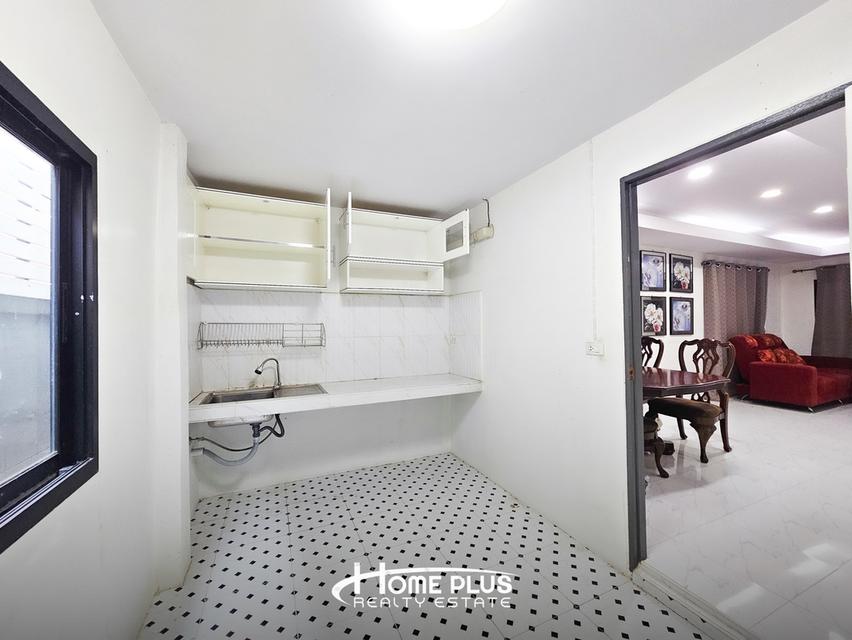 ขายบ้านแฝด 1 ชั้น หมู่บ้านอมรพันธ์นคร 6 (Amornphan Nakorn 6) ซอยสวนสยาม 11 แยก 12 11