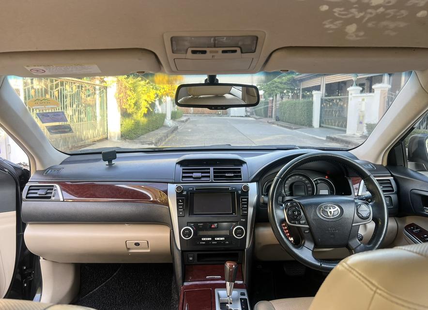 Toyota Camry 2012 รุ่น 2.5L