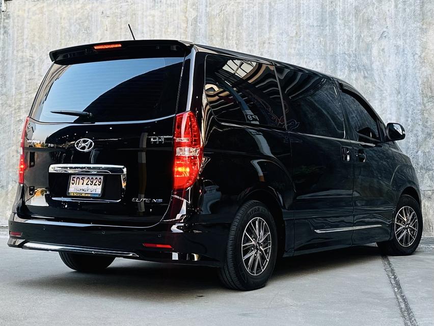 ไมล์ 20,000 กม. 2024 Hyundai H-1 Elite NS (11ที่นั่ง)  6