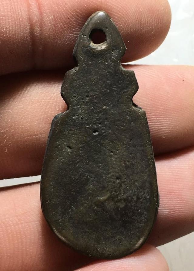 เนื้อสัมฤทธิ์หล่อเก่า 2