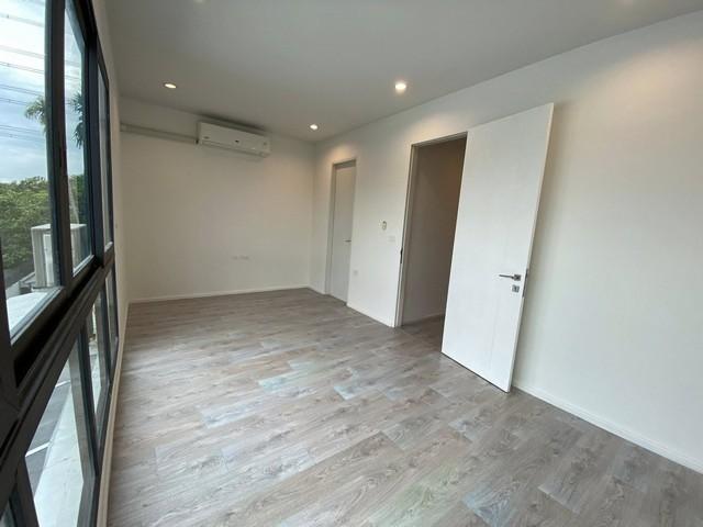 รหัสC7034 ให้เช่าทาวน์โฮม 3ชั้น โคราซอน ประชาชื่น บางตลาด ปากเกร็ด นนทบุรี เหมาะทำโฮมออฟฟิศ 2