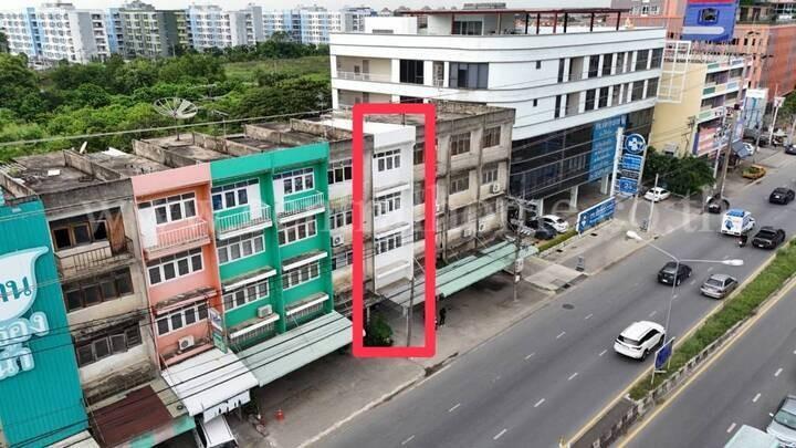 อาคารพาณิชย์ 4 ชั้น แยกปากเกร็ด นนทบุรี ทำเลดี ราคาถูก 2