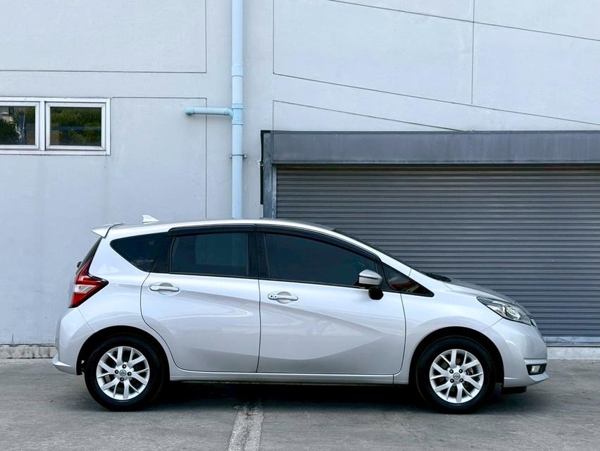 NISSAN NOTE 1.2VL TOP 2018 สีเทา เจ้าของมือเดียวป้ายแดง รูปที่ 5