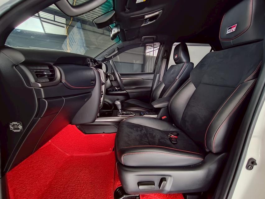 🚩FORTUNER GR Sport 2.8 4WD ปี 2021🚩 ✅ ฟรีค่าจัด-ค่าโอน ✅ ฟรีประกันภัย ✅ ฟรี พรบ 13