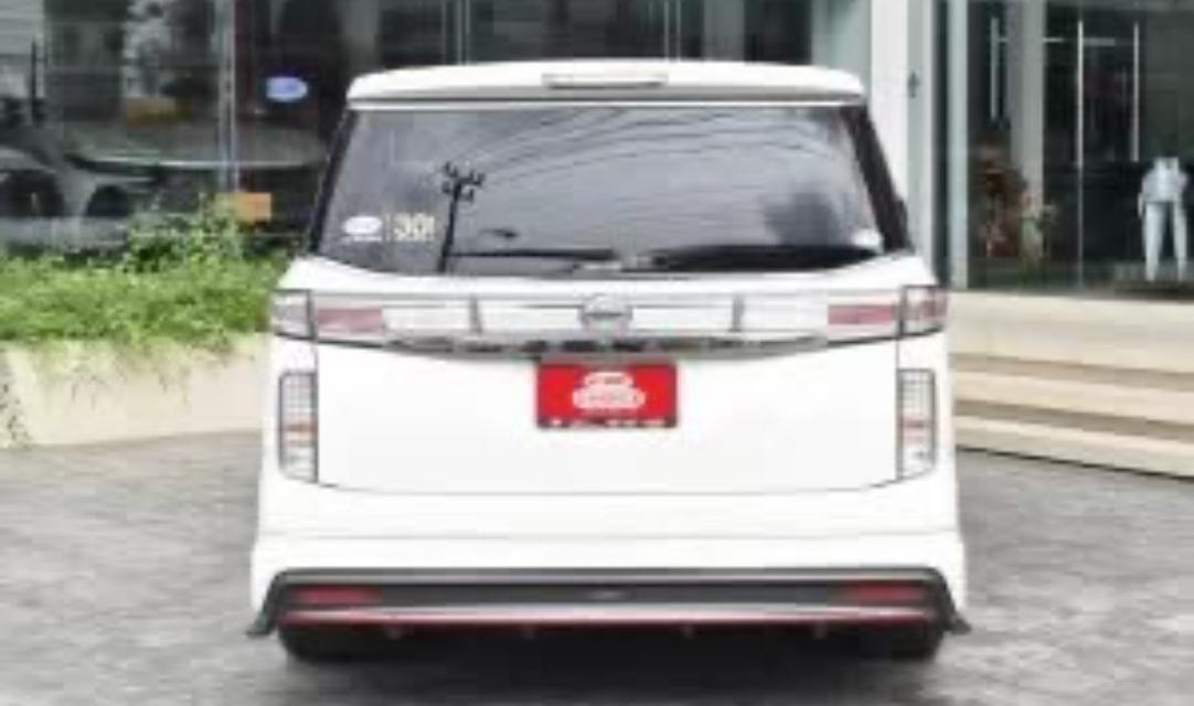 ขายรถสภาพดี Nissan Elgrand ปี 2014 4