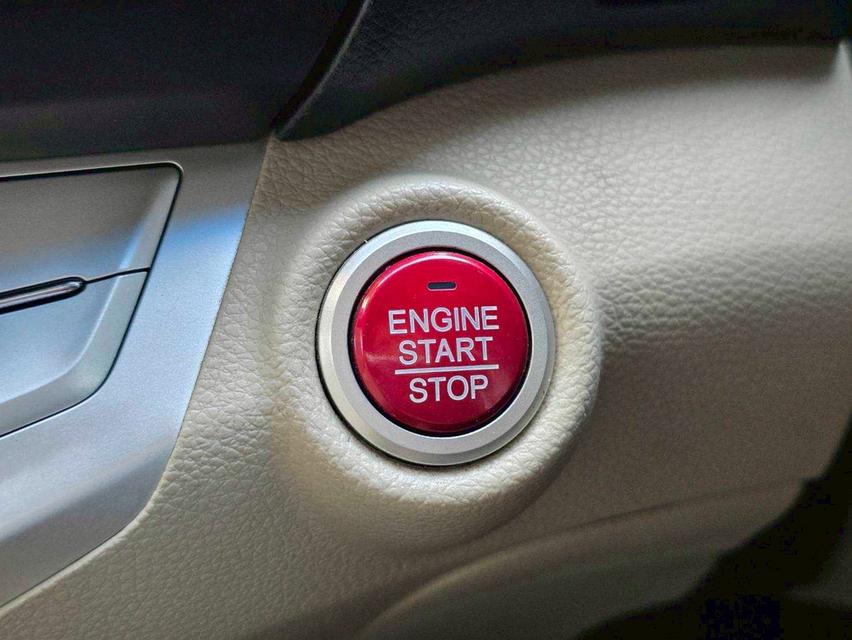 Honda Accord 2.0El ปี14 8