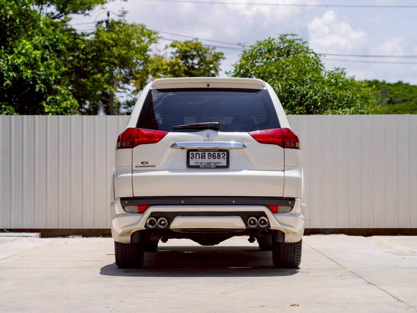 Mitsubishi Pajero 2.5 GT Sport ปีจด 2015