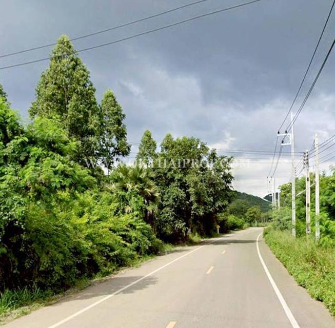 ที่ดินบางเสร่ ใกล้ถนนหมายเลข 332 อ.สัตหีบ จ.ชลบุรี 9