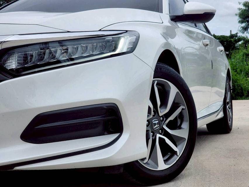 ขาย Honda Accord 1.5EL ปี20 17
