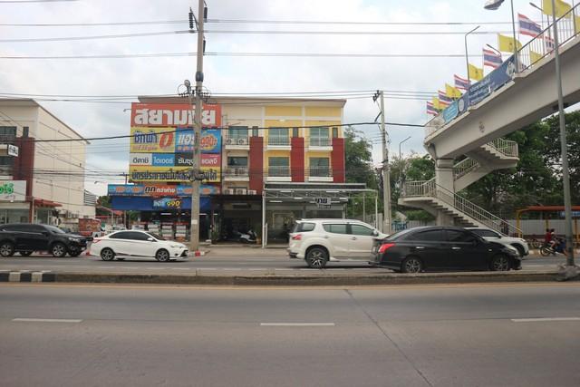 ขายอาคารพาณิชย์ 2 คูหา 3 ชั้นครึ่ง  ตำบลบางบัวทอง อำเภอบางบัวทอง นนทบุรี  2