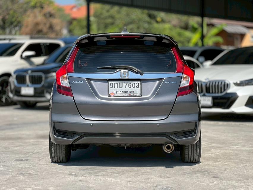 ปี 2019 HONDA JAZZ, 1.5 i-VTEC V+โฉม ปี14-ปัจจุบัน สีเทา เกียร์ออโต้ เครื่องเบนซินมือเดียวป้ายแดง รูปที่ 7