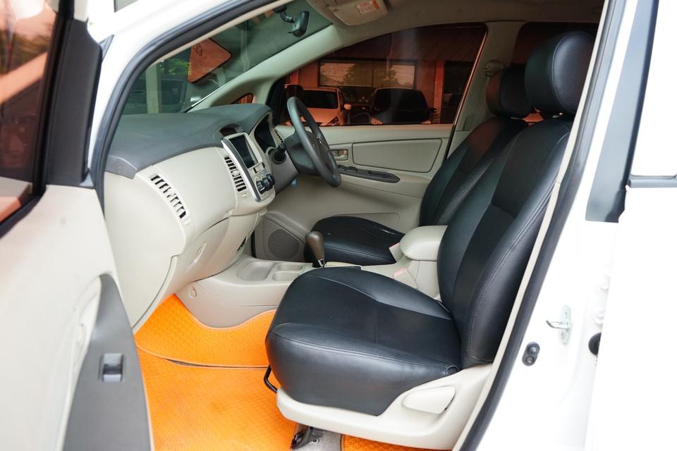 2012 TOYOTA INNOVA 2.0G  7