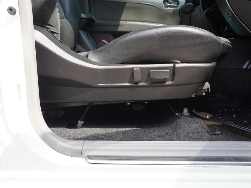 รหัสรถ PB7006 MITSUBISHI PAJERO 3.0V6 AUTO 2013 รูปที่ 19