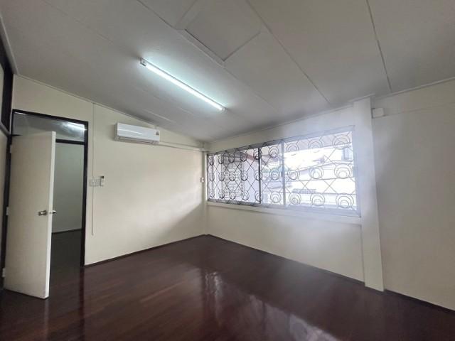 ้บ้านเดี่ยวหลังใหญ่100ตร.ว250ตรม.3นอน3น้ำ 1ทำงาน แอร์ใหม่4 เครื่องใกล้แอร์พอร์ตลิ้งค์และห้างTH nine พระราม9เช่า 65000บาท 6