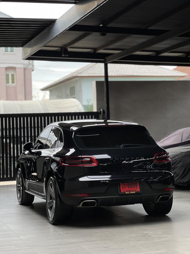 Porsche Macan 2.0 14