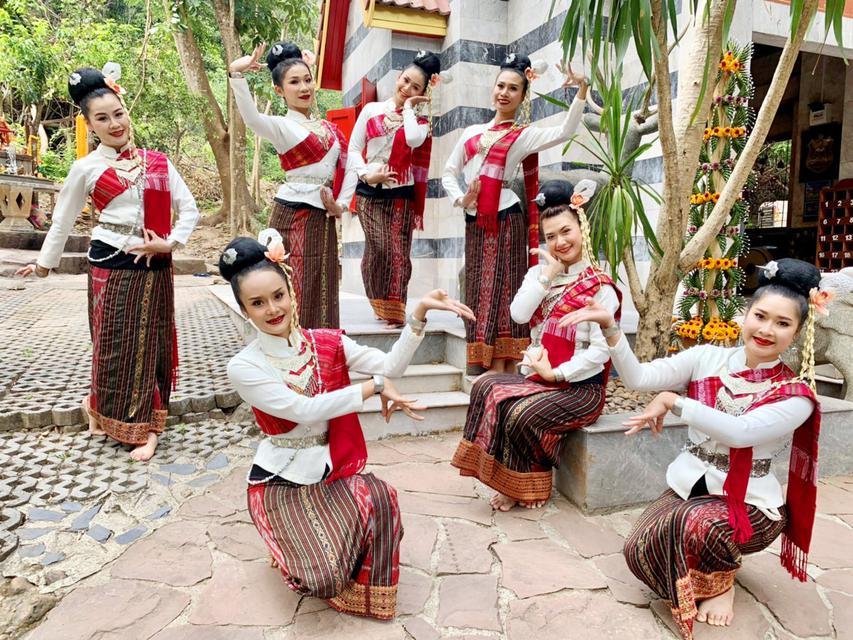 รำไทย รำแก้บน รำแก้บนเขาใหญ่ บริการรำแก้บน