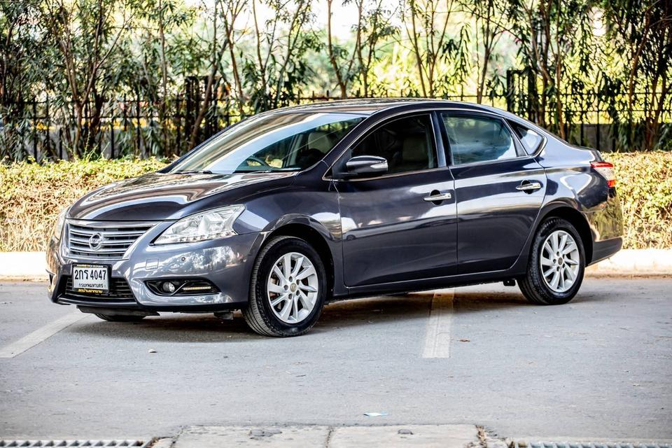 Nissan Sylphy 1.8 V ปี 2013 เกียร์ออโต้ สีเทา มือเดียวป้ายแดง 9