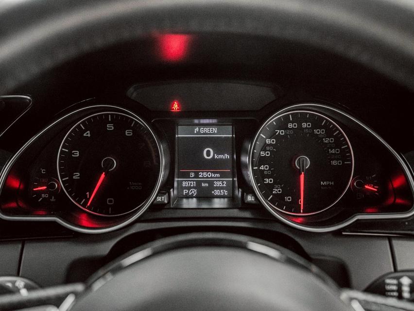 รหัสรถ 67GG4449 AUDI A5 Coupe 2.0 S Line Minor Change ปี 2013