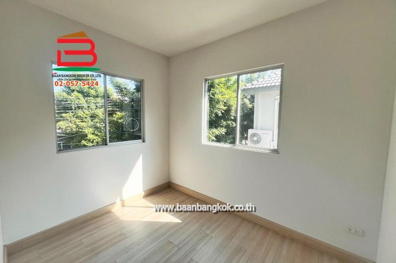 ทาวน์เฮาส์ โครงการ พฤกษาวิลล์ 89 (ซอยกาญจนาภิเษก 6/1) เนื้อที่ 25.3 ตารางวา ใกล้แฟชั่นไอส์แลนด์ ถนนกาญจนาภิเษก แขวงท่าแร้ง เขตบางเขน กรุงเทพมหานคร 7