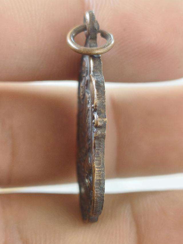 เหรียญหลวงพ่อสงฆ์ ปีพ.ศ.2520 รูปย่อยที่ 4