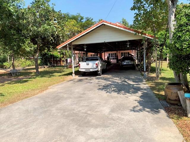 ขายบ้านพร้อมที่ดินขนาดใหญ่ 1 ไร่ 3 งาน 97.9 ตารางวา (รวม 797.9 ตารางวา) ในตำบลจอหอ เมืองนครราชสีมา 2