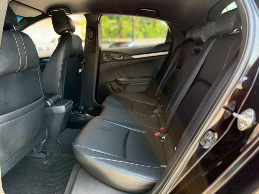 ปี 2017 HONDA CIVIC, FK 1.5 TURBO HATCHBACK รถมือเดียว 9