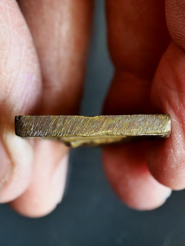 เหรียญหล่อโบราณ พิมพ์แซยิด หลวงปู่รอด วัดบางน้ำวน ปี 2477...เก่า เดิมๆ...สวยแชมป์ 10