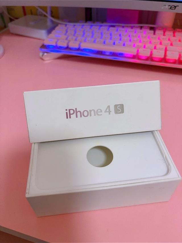 กล่องเปล่า iPhone 4 s 3