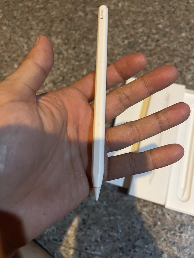 ขายApple Pencil Gen2ของแท้ยกกล่องไร้รอยตกใช้งานดีทุกๆฟังชั่นถูกๆ
