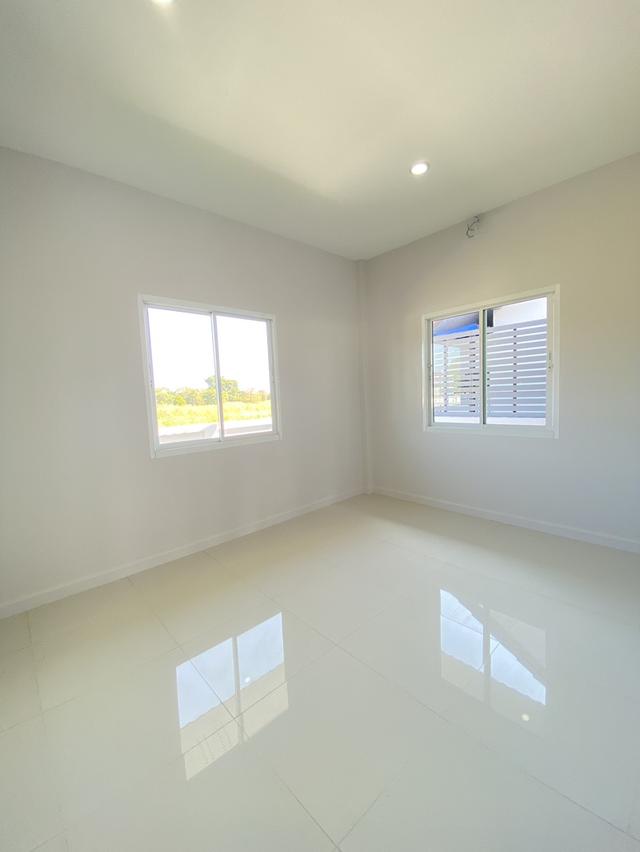 บ้านเดี่ยว 3ห้องนอน 2ห้องน้ำ 2ที่จอดรถ 4