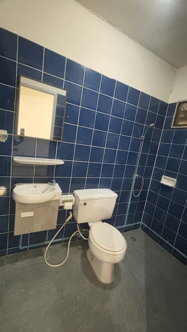 ขายทาวน์เฮ้าส์ 2 ชั้น ฟรีโอน หมู่บ้าน สิรีนเฮ้าส์ วัชรพล รีโนเวทใหม่ พร้อมอยู่ ใกล้ทางด่วนรามอินทรา โทร 086-3744534 6