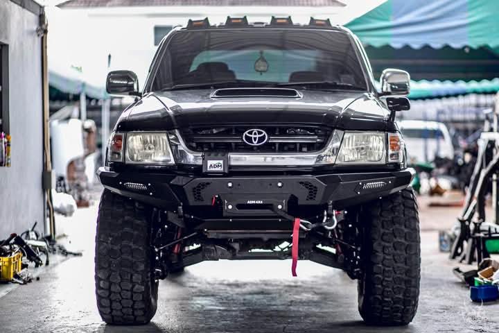 Toyota Hilux Tiger สีดำ 8