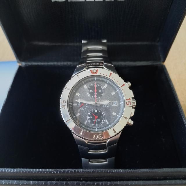 นาฬิกาผู้ชาย Seiko Chronograph 100M ระบบ Quartz มือสอง สภาพดี