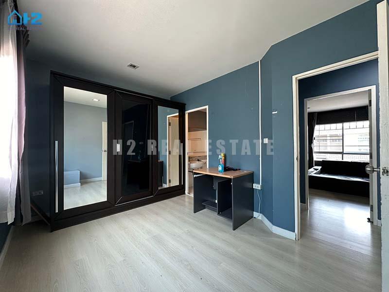 ทาวน์เฮ้าส์2ชั้น อินดี้ บางใหญ่ (INDY BANG YAI)  ** 5 นาที ถึงเซ็นทรัล เวสต์เกต ** 10