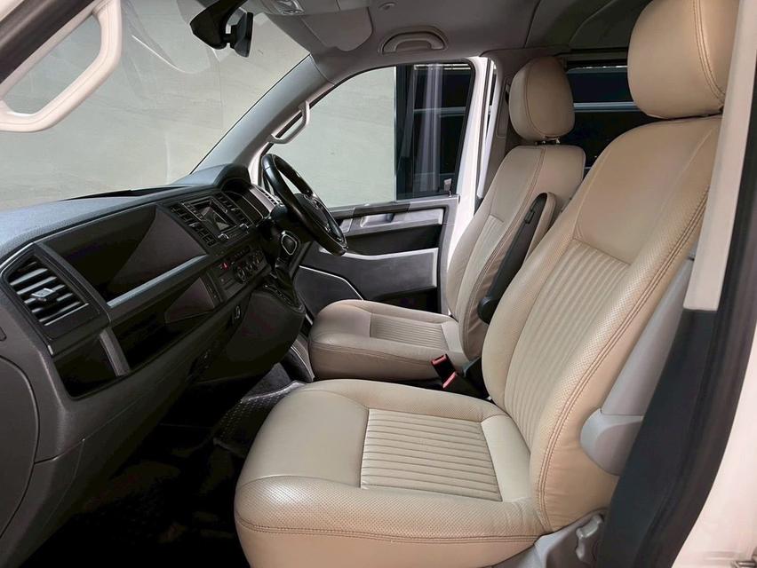 Volkswagen Caravelle 6