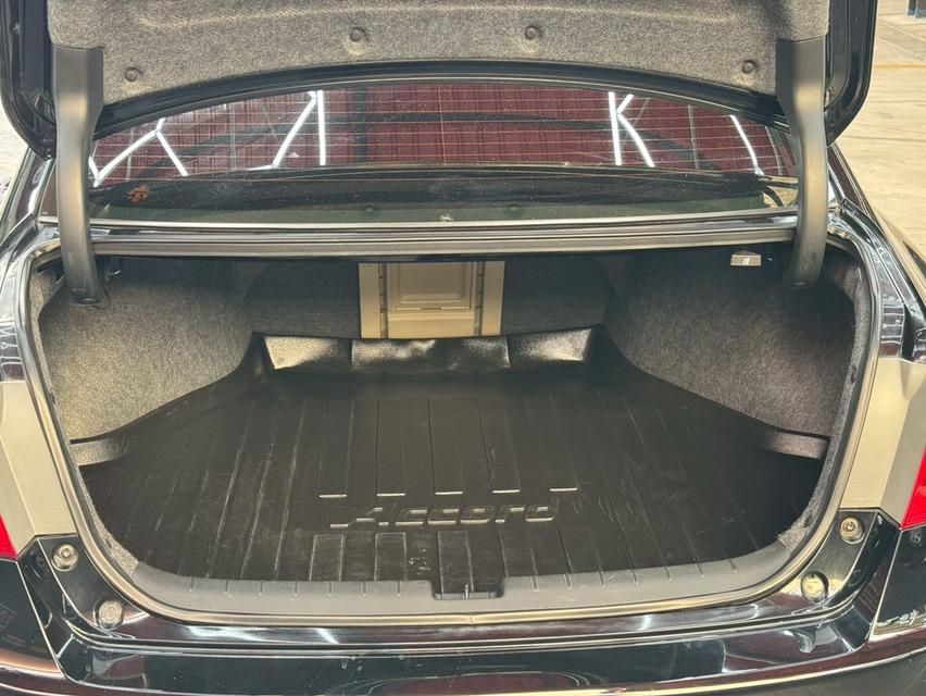 HONDA ACCORD 2.0 EL ปี 2013 8