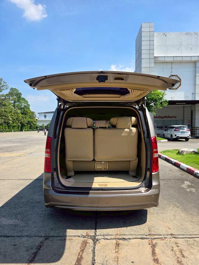 HYUNDAI H-1 Grand Starex VIP สีน้ำตาล ปี 2016 ไมล์ 140,000 กม. 7