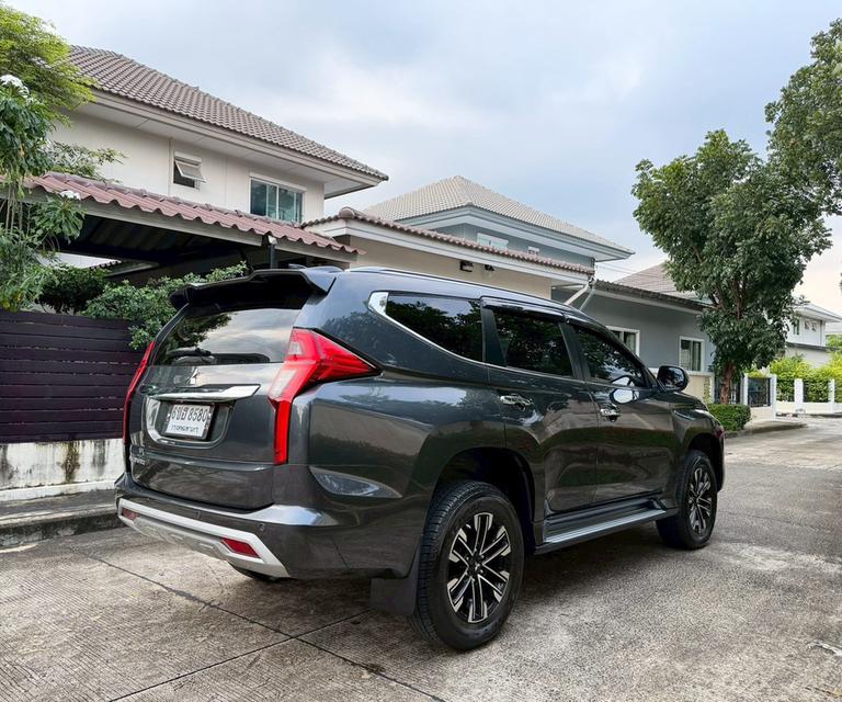 MITSUBISHI PAJERO, SPORT 2.4 GT PLUS 2WD ปี23 จด24 เข้าศูนย์ทุกระยะ สีเดิมทั้งคัน