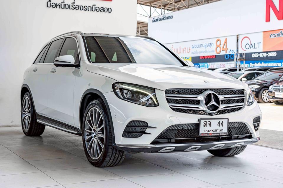 รหัสรถ NP44 BENZ GLC250d AMG 4MATIC 2017