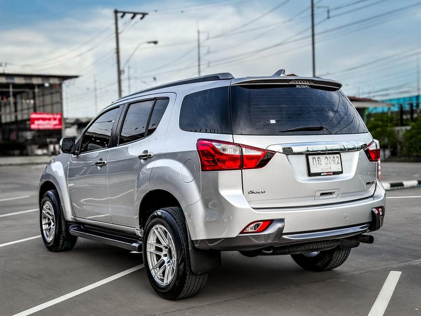 ขาย Isuzu MU-X 3.0 Ddv ปี14