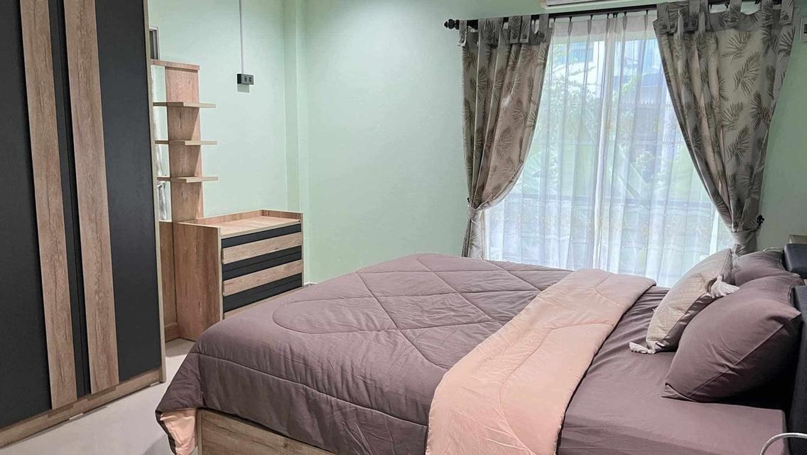 House for rent style pool villa Phatumnak hill 10